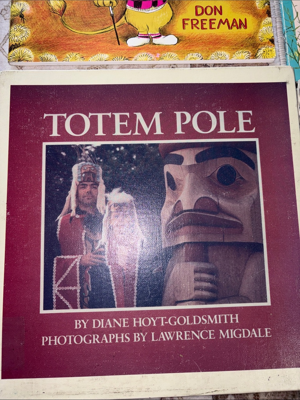 Set of 8 Children’s Books - Including Pinocchio & More - Picture 2 of 7